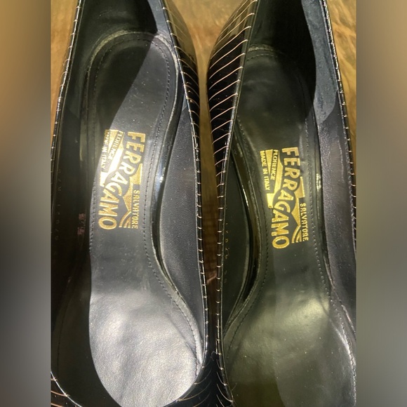 Ferragamo heels - Picture 2 of 14